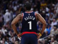 包含纽约尼克斯发布备战花絮，冲刺阶段完成体检，英超任务艰巨，年轻球员得到机会的词条-LOL直播官网