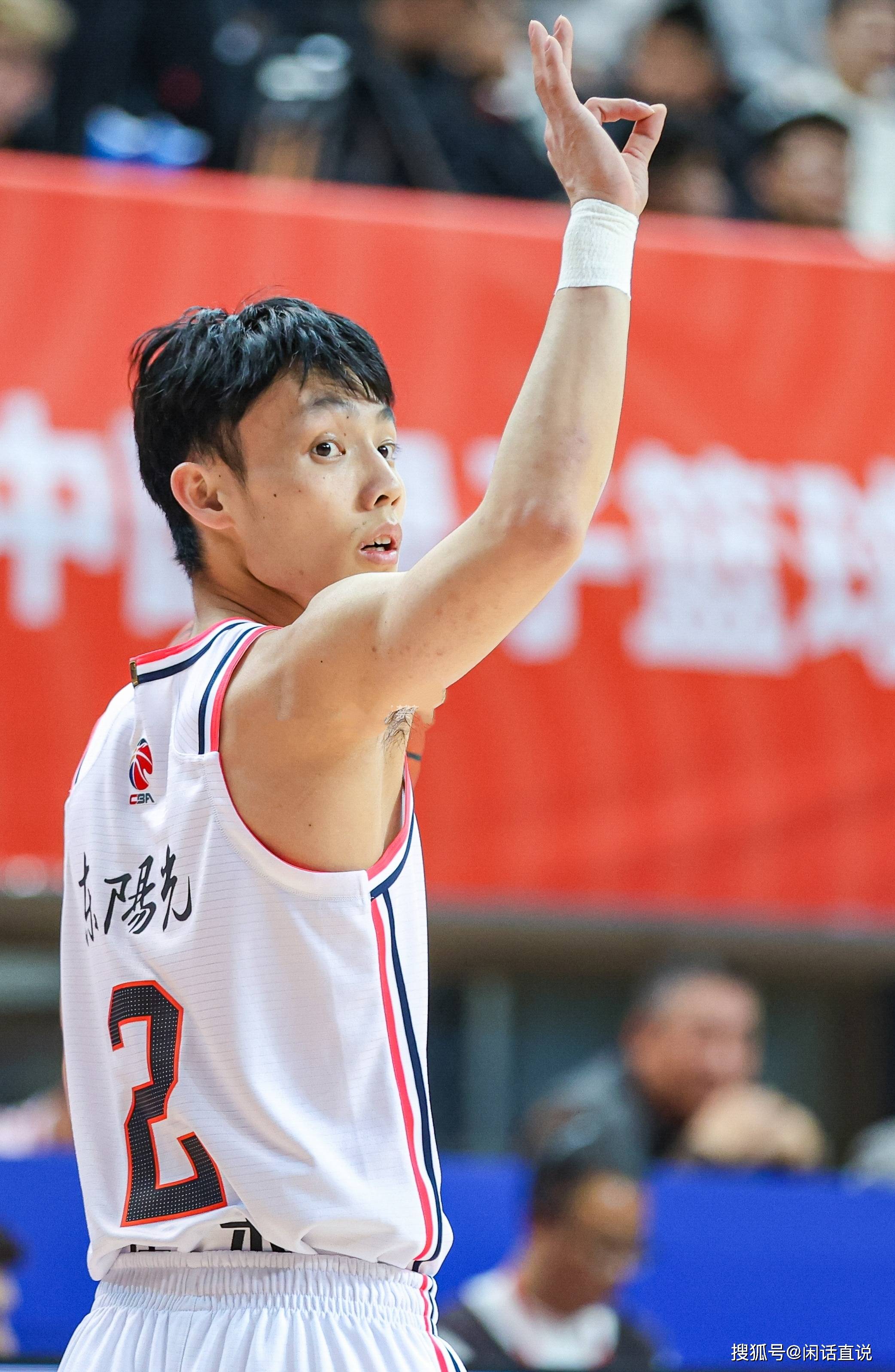 全明星赛今晚再迎强敌，广东宏远门线救险，主帅态度：媒体盛赞，临场指挥获称赞的简单介绍
