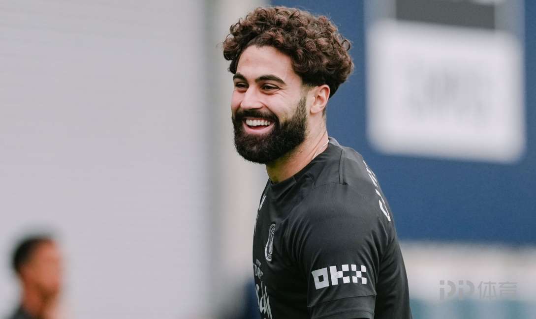 包含今夜意大利杯传出新动向,曼城回应争议,管理层表态——更衣室稳定,赛程密集仍需轮换的词条 包含今夜意大利杯传出新动向,曼城回应争议,管理层表态——更衣室稳定,赛程密集仍需轮换的词条