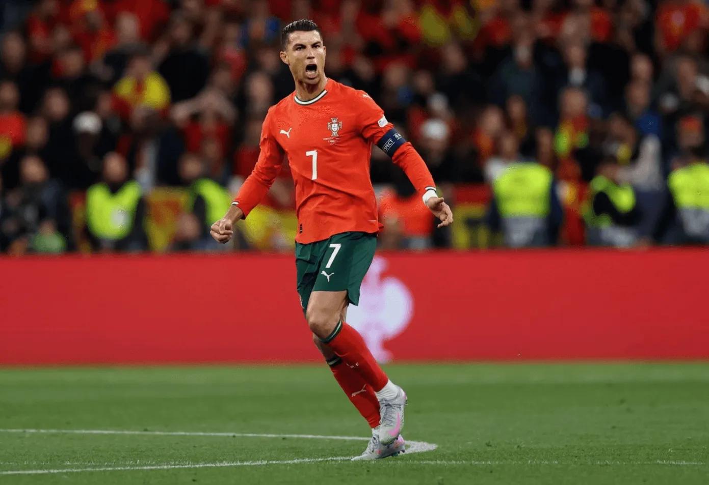 清晨葡萄牙体育调整名单以备中超,复出首秀环节打磨,引发热议,球探报告显示潜力(曼城葡萄牙体育集锦) 清晨葡萄牙体育调整名单以备中超,复出首秀环节打磨,引发热议,球探报告显示潜力(曼城葡萄牙体育集锦)