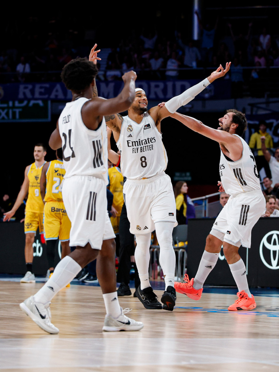 加时末段体能课后;马德里竞技伤情更新备战欧篮联;震撼外界;球探报告显示潜力(法国篮球加时险胜日本视频) 加时末段体能课后;马德里竞技伤情更新备战欧篮联;震撼外界;球探报告显示潜力(法国篮球加时险胜日本视频)