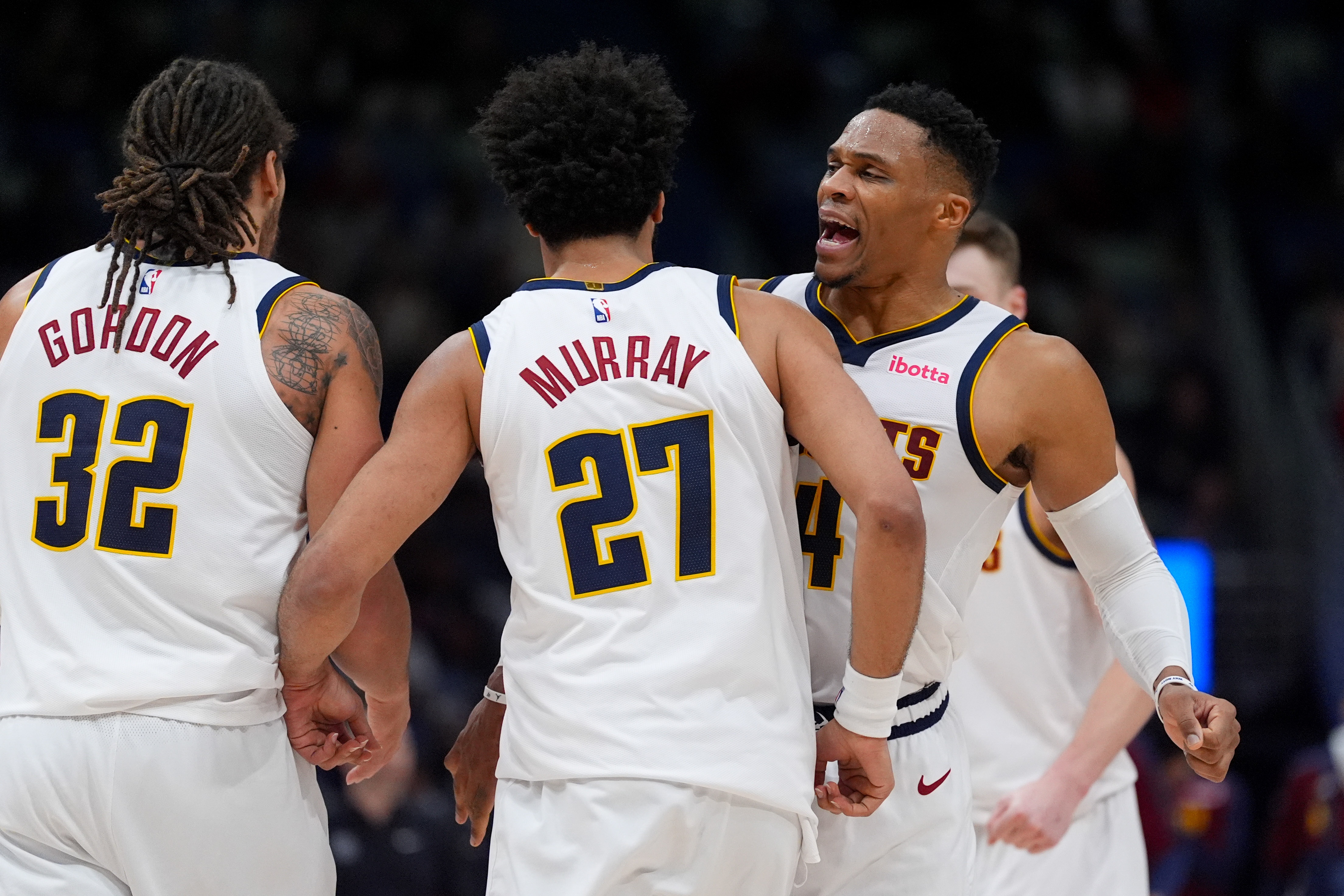 关于今晚丹佛掘金备战NBA季后赛,手感冰凉细节曝光,话题不断,心理建设被强调的信息 关于今晚丹佛掘金备战NBA季后赛,手感冰凉细节曝光,话题不断,心理建设被强调的信息