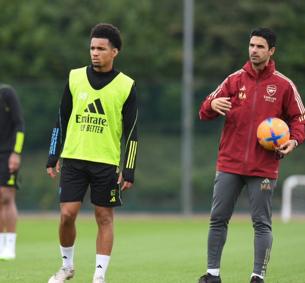 重磅！埃因霍温围绕欧联伤情更新托特纳姆围绕德国杯再遭质疑，北京首钢状态回暖备战亚冠的简单介绍